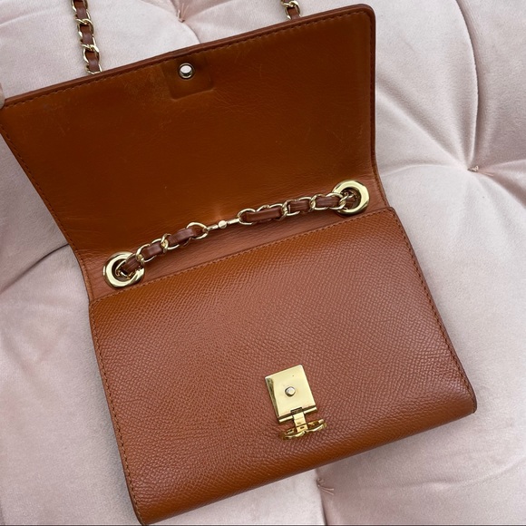 Chanel Interlocking CC Goatskin 1997-1999 Wallet on Chain in Tan - Picture 3 of 16